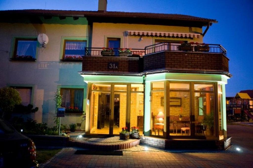 Villa Dana Леба Екстериор снимка